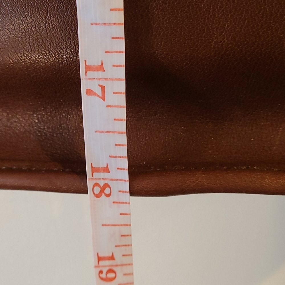 Tory Burch Brown Leather Saddle Shoulder Bag - Picture 9 of 10